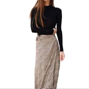 Urban ROMANTICS LEOPARD PRINT WRAP MIDI SKIRT